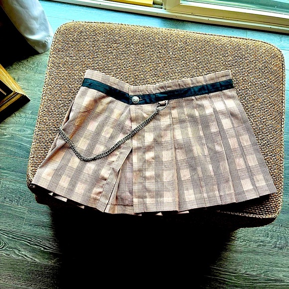 Pleated plaid  mini SINC skirt size 0 - Picture 5 of 7